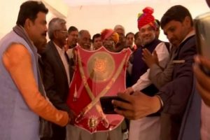 Amit Shah meets Pakistani refugees in Jodhpur (video)