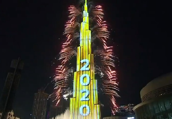 UAE rings in New Year 2020 with glittering fireworks at Dubai’s Burj Khalifa