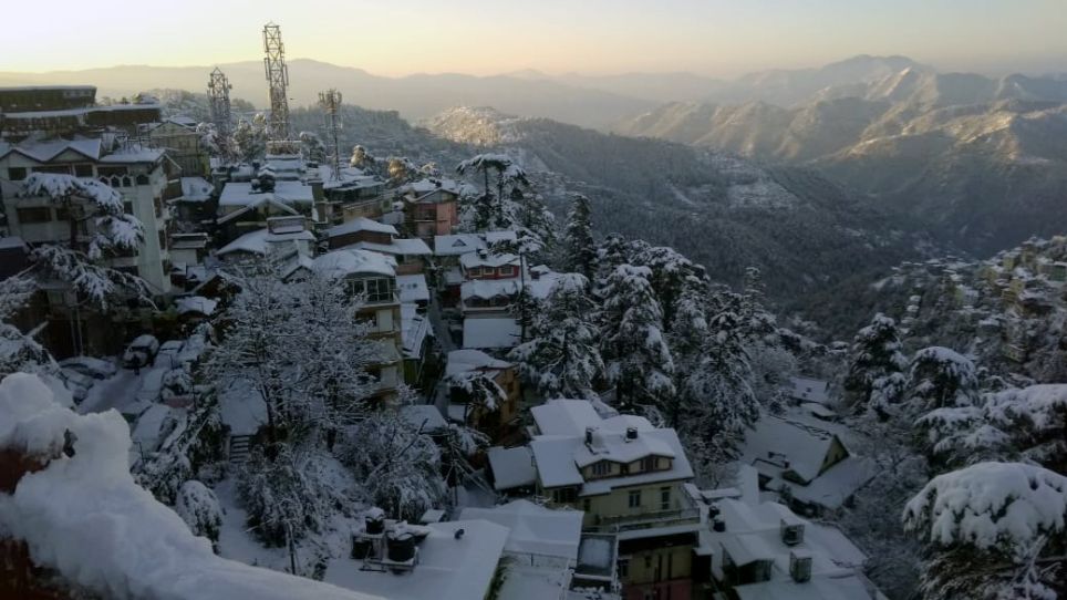 Shimla sees season's heaviest snowfall