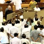 UDF MLAs block Kerala Guv Arif Mohammad Khan in assembly