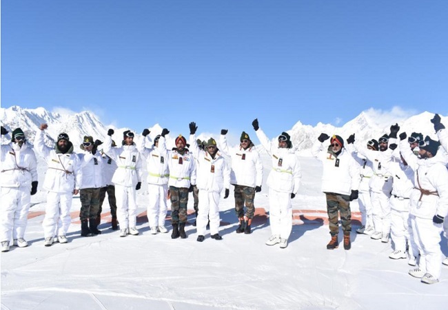 Army chief General MM Naravane visits Siachen glacier, pays tribute at war memorial