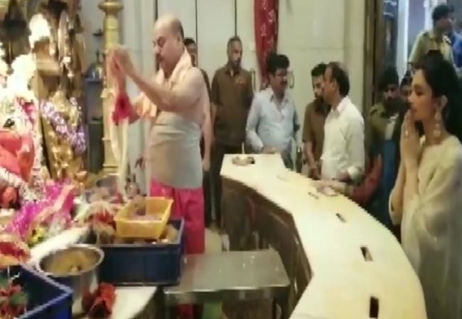 Chhapaak: Deepika Padukone visits Siddhivinayak temple