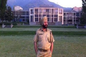 Arrested DSP Davinder Singh stripped of Sher-e-Kashmir police medal