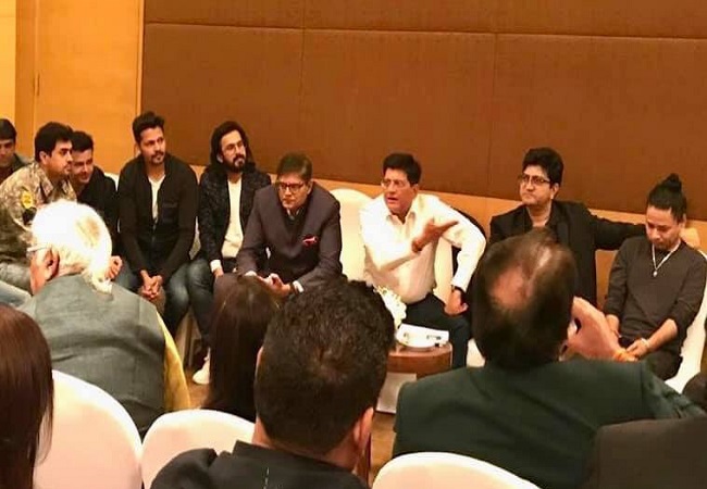 Piyush Goyal dines with B-town celebs, discusses CAA