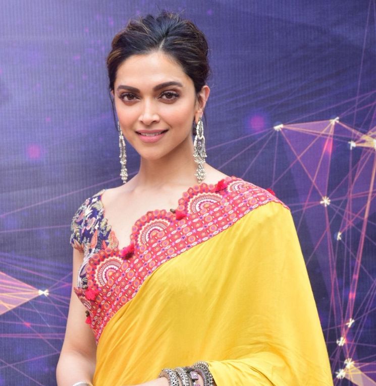 Deepika Padukone Look Radiant As She Steps Out For Chhapaak Promotions 