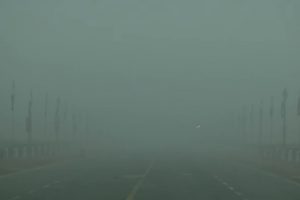 Dense fog engulfs Delhi, 5 flights diverted; min temperature 7 degree celsius
