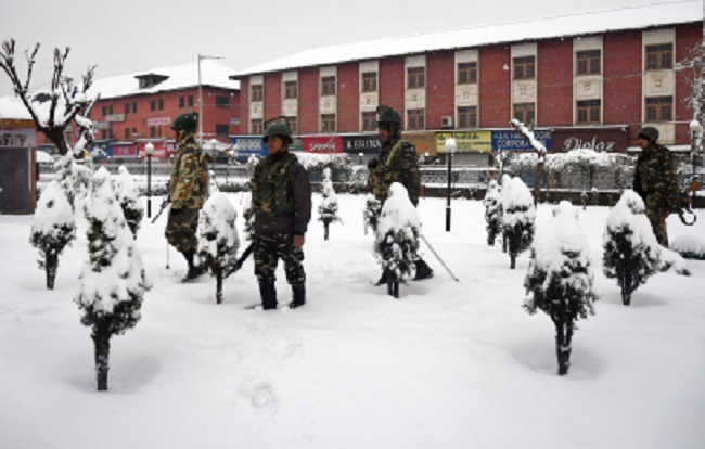 Kashmir valley snowfall --