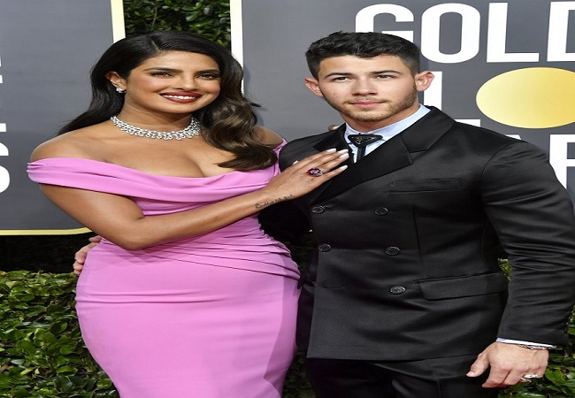 Golden Globe Awards 2020: Priyanka Chopra, Nick Jonas hit the red carpet in Style | See Pics