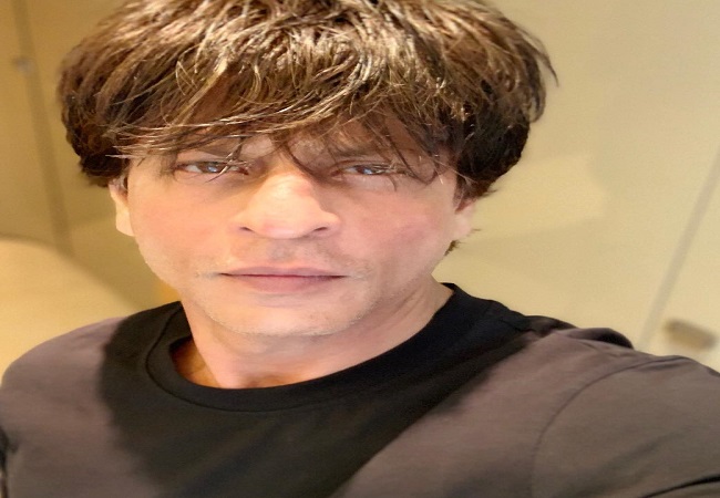 Shah Rukh Khan's '#AskSRK' session on Twitter & Check out his 20 response