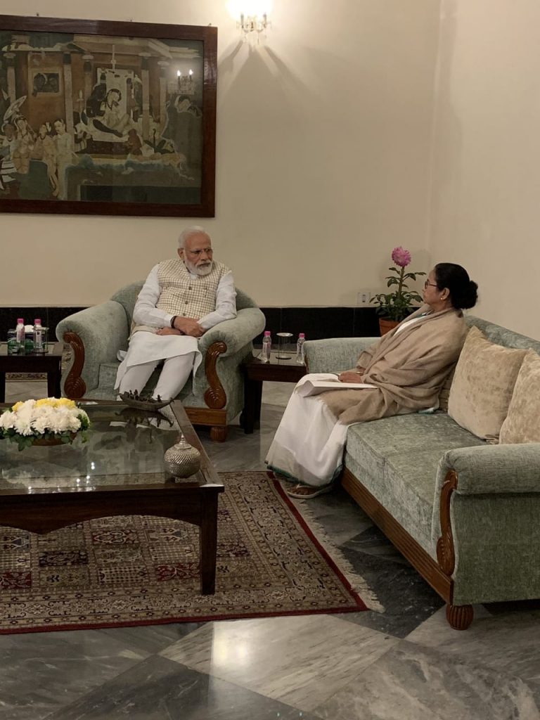 PM Modi meets Mamata Banerjee in Kolkata