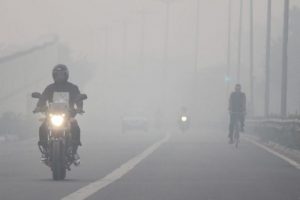 Delhi records ‘very poor’ and ‘severe’ air quality today morning