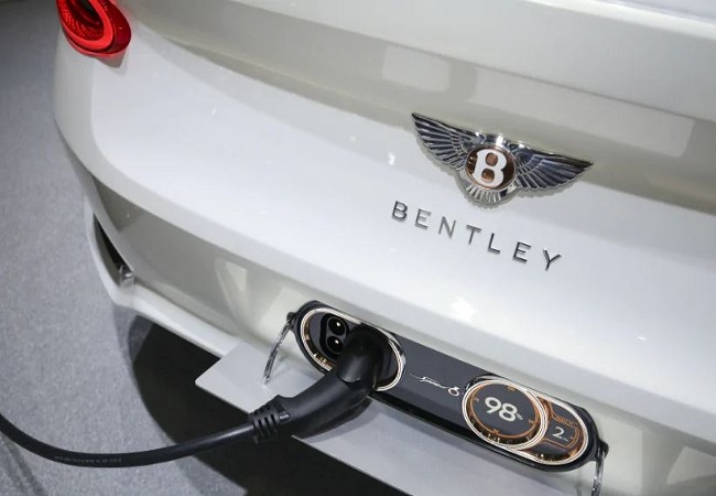 Bentley's first electric car to debut in 2025