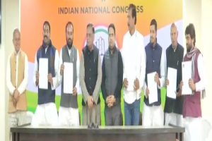 Six Rajasthan BSP MLAs formally join Congress, meet Sonia