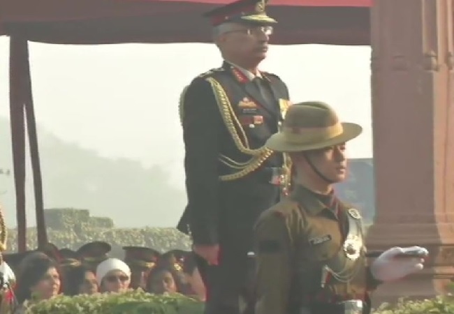 New Army chief Lt Gen MM Naravane visits National War Memorial in Delhi