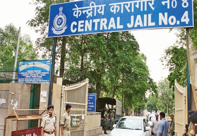 Tihar Jail officials to get hangman from UP to execute Nirbhaya convicts
