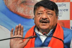 Kailash Vijayvargiya, Mukul Roy among 24 BJP leaders booked for ‘unlawful assembly’ in Kolkata