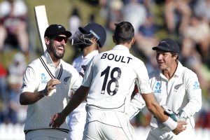 Trent Boult shines as New Zealand take charge on day 3 of first Test against India