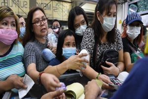 Philippines reports first death from coronavirus outside China