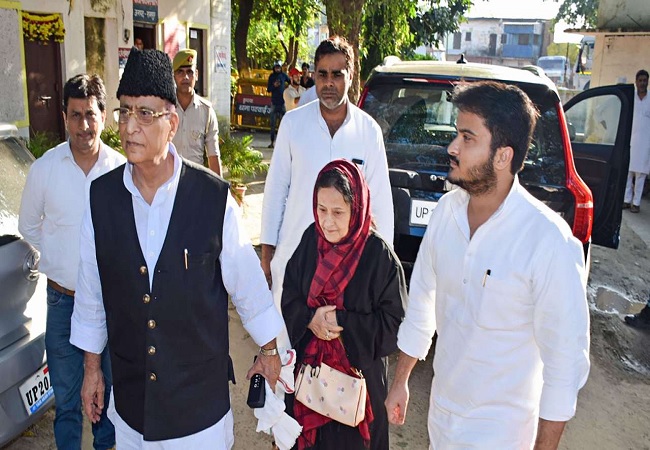SP heavyweight Azam Khan, wife and son surrender in court; sent to jail