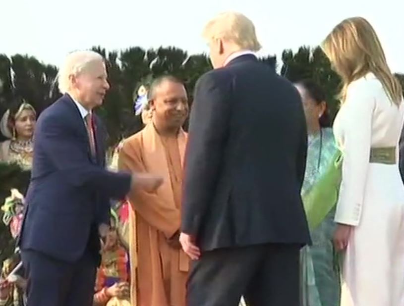 Namaste Trump event | Donald Trump and Melania Trump received by Anandiben Patel and Yogi Adityanath in Agra