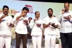 Telangana ministers eat chicken on public stage, to dispel rumours about coronavirus