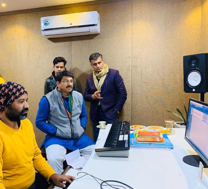 BJP MP Manoj Tiwari recording song for last phase of election campaign