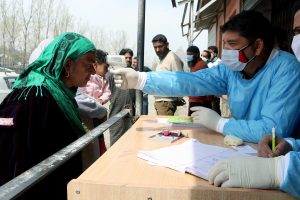 Pakistan’s coronavirus tally nears 1000; 7 dead