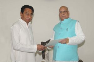 Madhya Pradesh CM Kamal Nath submits resignation to Governor