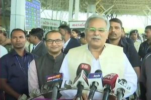 Bhupesh Baghel takes jibe at Scindia, says People leave by roaring and return to party by wagging their tails