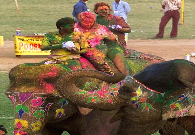 Looking for Holi getaway? Add these places in your bucket list