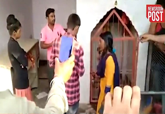 In UP, young man marries his 2 girlfriends; VIDEO of strange wedding goes viral