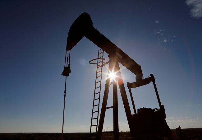 Oil prices jump amid growing supply concerns
