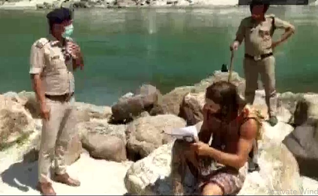 Rishikesh foreigners --