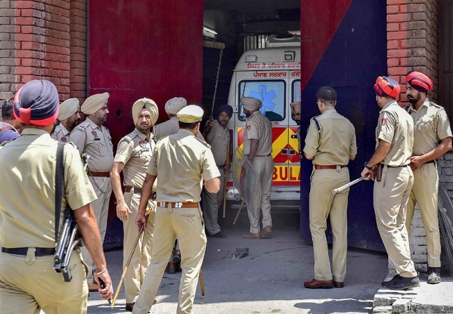 7 held for chopping off cop's hand, attacking others in Patiala, Punjab