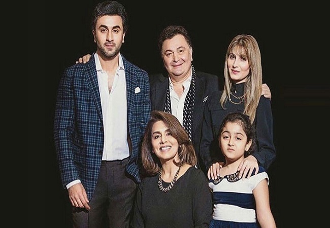 'He would like to be remembered with a smile, not tears': Family issues statement on Rishi Kapoor's death