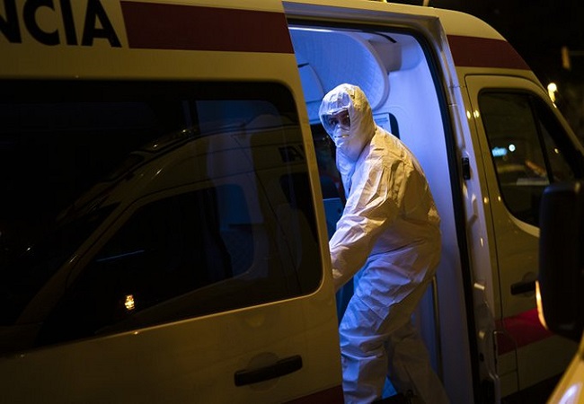 Spain registers 932 death in single day, toll rises to 10,935