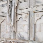Railings of Taj Mahal partially damaged