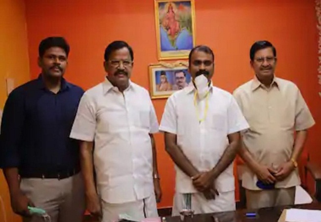 BJP makes inroads in Tamil Nadu, DMK stalwart VP Duraisamy joins saffron party