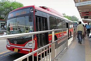 Delhi HC issues notice to Centre, Delhi govt over direction to permit operation of public transport in districts