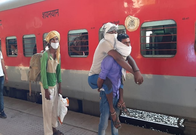 Special train carrying migrant workers departs from Sabarmati for Agra