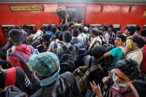 Special train with migrants departs from Telangana’s Lingampalli to Jharkhand’s Hatia