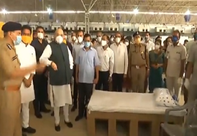 Amit Shah, Kejriwal visit Covid facility -