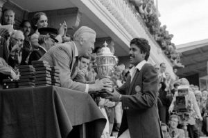 37 years ago, Team India led by Kapil Dev lifted Cricket World Cup trophy for 1st time on this day