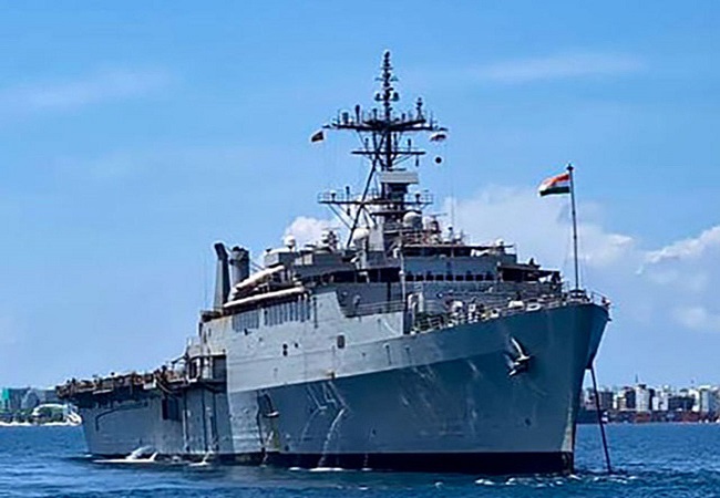 INS Jalashwa brings back nearly 700 stranded Indians from Male