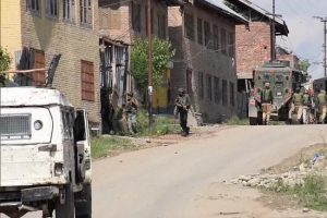 J-K: 3 JeM terrorists gunned down by security forces in Pulwama encounter