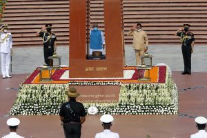 Defence Minister Rajnath Singh lays wreath at Kargil war memorial | See Pics