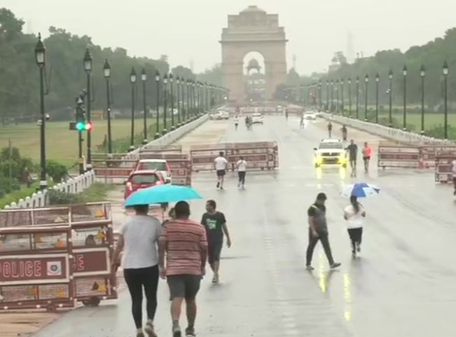 Delhi-NCR wake up to heavy rain, thunderstorm