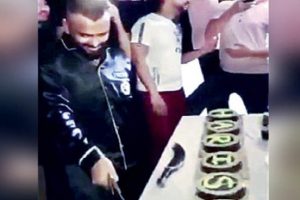 25-yr-old man cuts 25 cakes with a sword in Mumbai, arrested