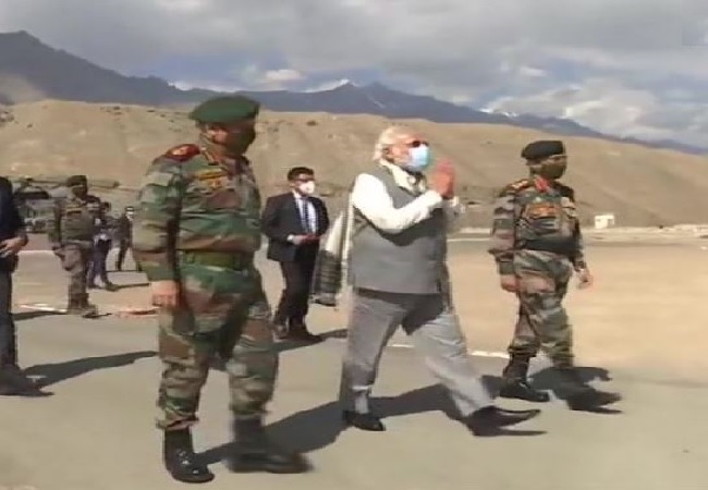 PM Narendra Modi in Ladakh, accompanied by CDS Bipin Rawat and Army chief