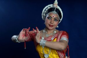 Paying tribute to Galwan martyrs: Odissi dancer to organize digital dance-song contest for children